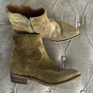 Frye suede ankle boots olive green/khaki color